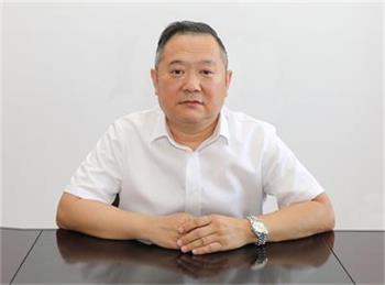 黨委書記、執(zhí)行董事——溫法璽.jpg